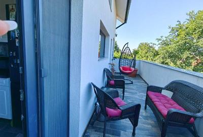 Casă cu 4 camere în Central - 2