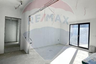 Apartament cu 4 camere decomandat în P-ța Alba Iulia - 9