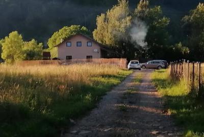 Teren de 500 mp, în Central - 1