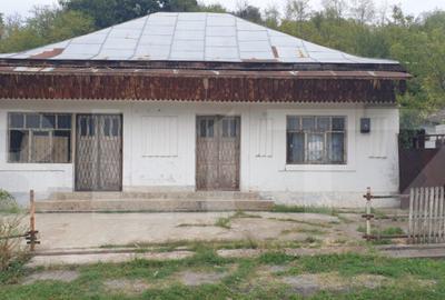 Spațiu comercial, de 64 mp, în Central