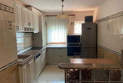 Apartament cu 3 camere semidecomandat în Polivalentă - 16
