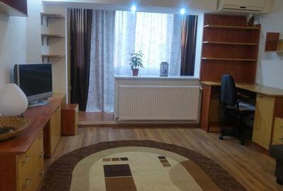 Vanzare Garsoniera intre Metrou Timpuri Noi, Mall Vitan si Bd. Nerva Traian - 1