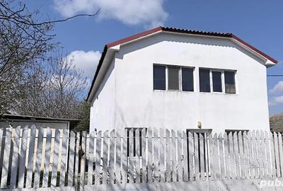 Casa P+1 cu anexe 3 apartamente, teren 493 mp zona ?coala 1, aproape de Kaufland - 1