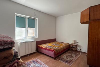 Vila cu curte generoasă Lazu - 11
