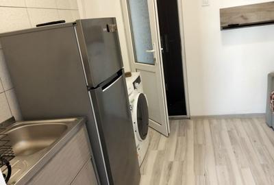 Garsonieră decomandată în Est - 3