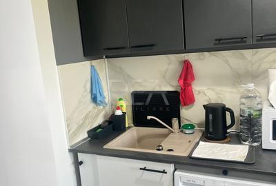 Apartament cu 2 camere semidecomandat, mobilat în 1 Mai - 11