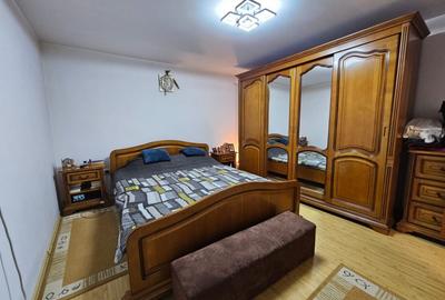 Casă individuală cu 3 camere cu Canalizare în Chitila - 1