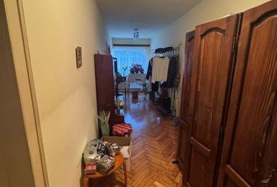 Casă cu 3 camere cu Teren 4000 Mp în Central - 10