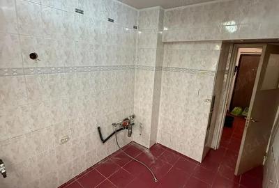 Colentina chiar la Metrou Obor