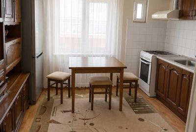 Apartament cu 2 camere decomandat în Republicii - 2