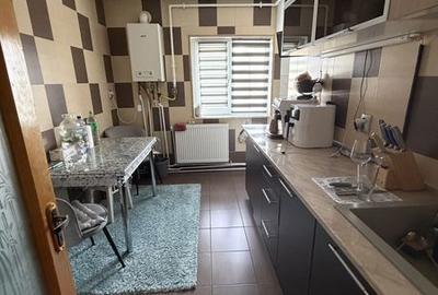 Apartament cu 3 camere decomandat în Central - 6