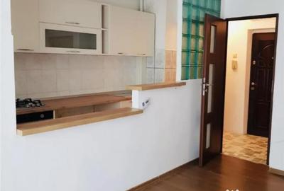 Garsonieră decomandată în Central - 1