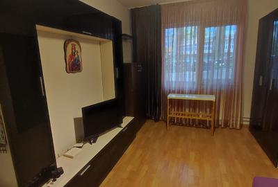 2 camere de închiriat - piața IL Caragiale - 10
