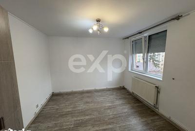 Apartament cu 2 camere semidecomandat în Calea București - 4