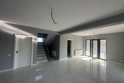Casă cu 3 camere în Lehliu - 5