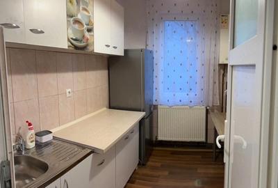 Apartament cu 3 camere semidecomandat în Tudor Vladimirescu - 2