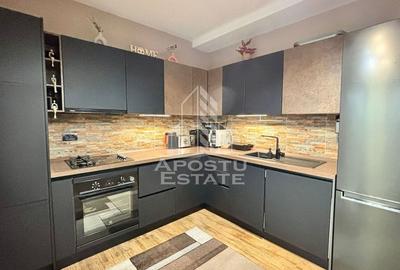 Duplex despartit prin carport in zona centrala, finisaje premium - 2