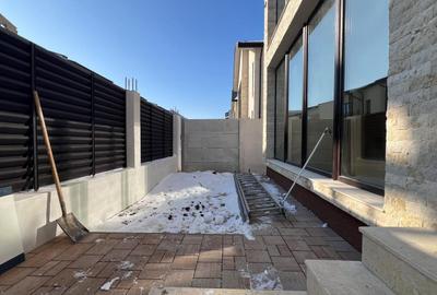 Casă individuală P+E cu living pe două niveluri, curte 360 mp - 21