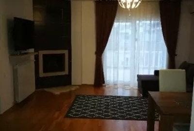Apartament cu 3 camere semidecomandat, mobilat în Pipera