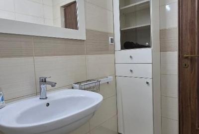 Apartament cu 3 camere decomandat, mobilat în Zorilor - 10