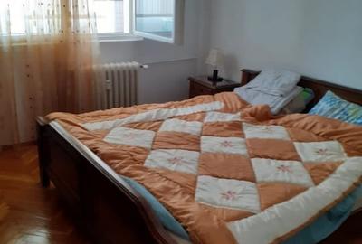 Apartament cu 3 camere decomandat, mobilat în P-ța Sfânta Vineri - 4