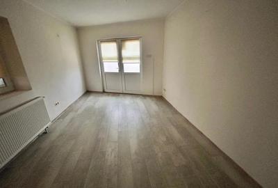 Spațiu comercial, de 90 mp, în Central - 2