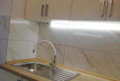 Garsonieră decomandată în Județean - 2