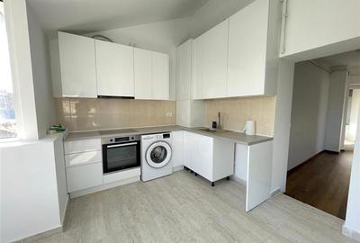Apartament cu 3 camere semidecomandat în Romană - 2