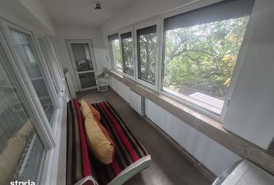 Apartament cu 4 camere decomandat în Ultracentral