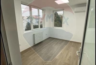 Casă individuală cu 6 camere cu Teren 100 Mp în Banu Manta - 20