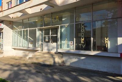 Inchiriez Spatiu Comercial in Bumbești-Jiu str Parângului - 1