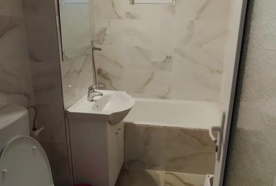 Inchiriez apartament 2 camere confort 1 decomandat - 2