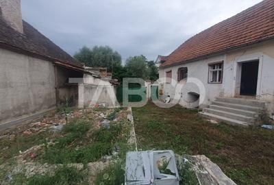 Casa de vanzare in Grid 87 mp utili + anexe beci si sura