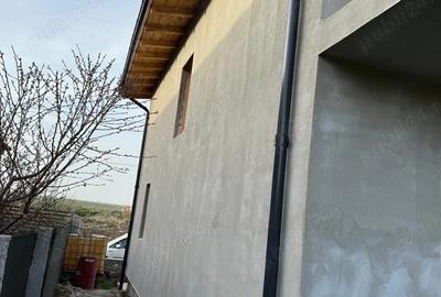 Vand casa la ro?u Agigea - 4