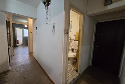 Apartament cu 4 camere decomandat în Turda - 10