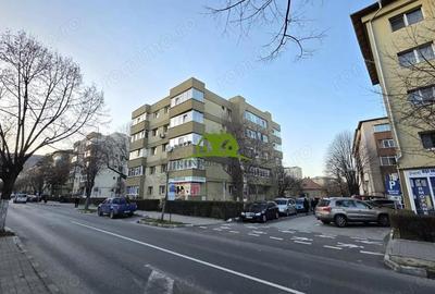 Apartament cu 2 camere decomandat în Cartierul Nord - 13