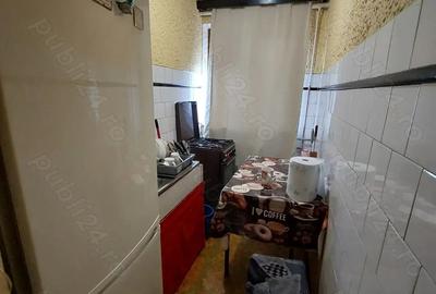 Vand apartament 2 camere 47mp zona Lamaita - 1