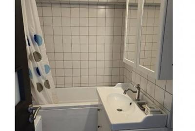 Apartament cu 3 camere decomandat în Văcăresti - 3