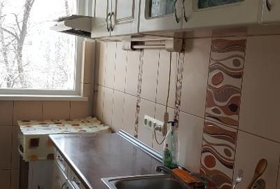 Apartament cu 2 camere semidecomandat în Baba Novac