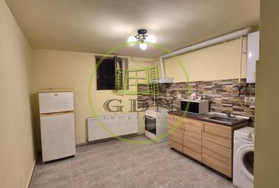 Apartament cu 2 camere decomandat, mobilat în Semicentral