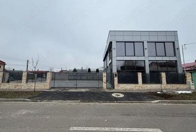 Spațiu comercial, de 135 mp, în Central - 1