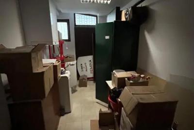 Spațiu comercial, de 143 mp, în Central - 3