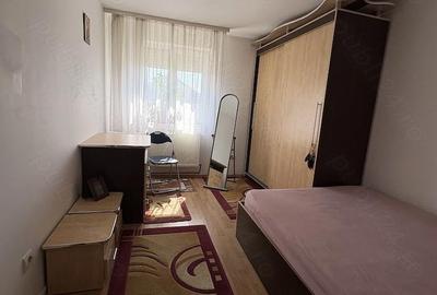 Apartament cu 2 camere decomandat în Alfa - 1