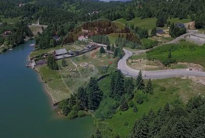 De vanzare teren cu deschidere la lac Colibi?a - 7