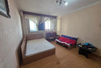 Apartament cu 3 camere decomandat în Costin Georgian - 12