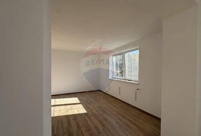 Casa complet renovata la interior in cartierul Vitrometan - 1