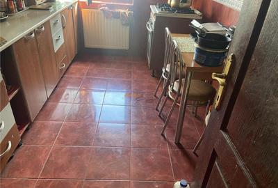Apartament 4 camere , zona ultacentrala - Primaria Focsani , - 3