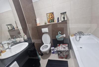 Apartament 4 camere zona Tractorul , luminat decomandat 17 mp terase - 17