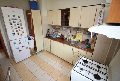 Apartament cu 3 camere semidecomandat, mobilat în Crângași - 7