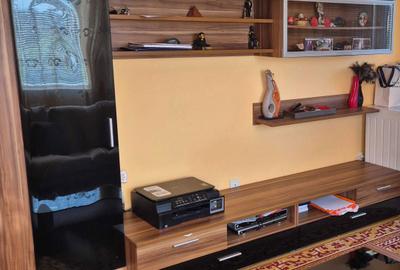 Apartament cu 3 camere decomandat în Trei Stejari - 8